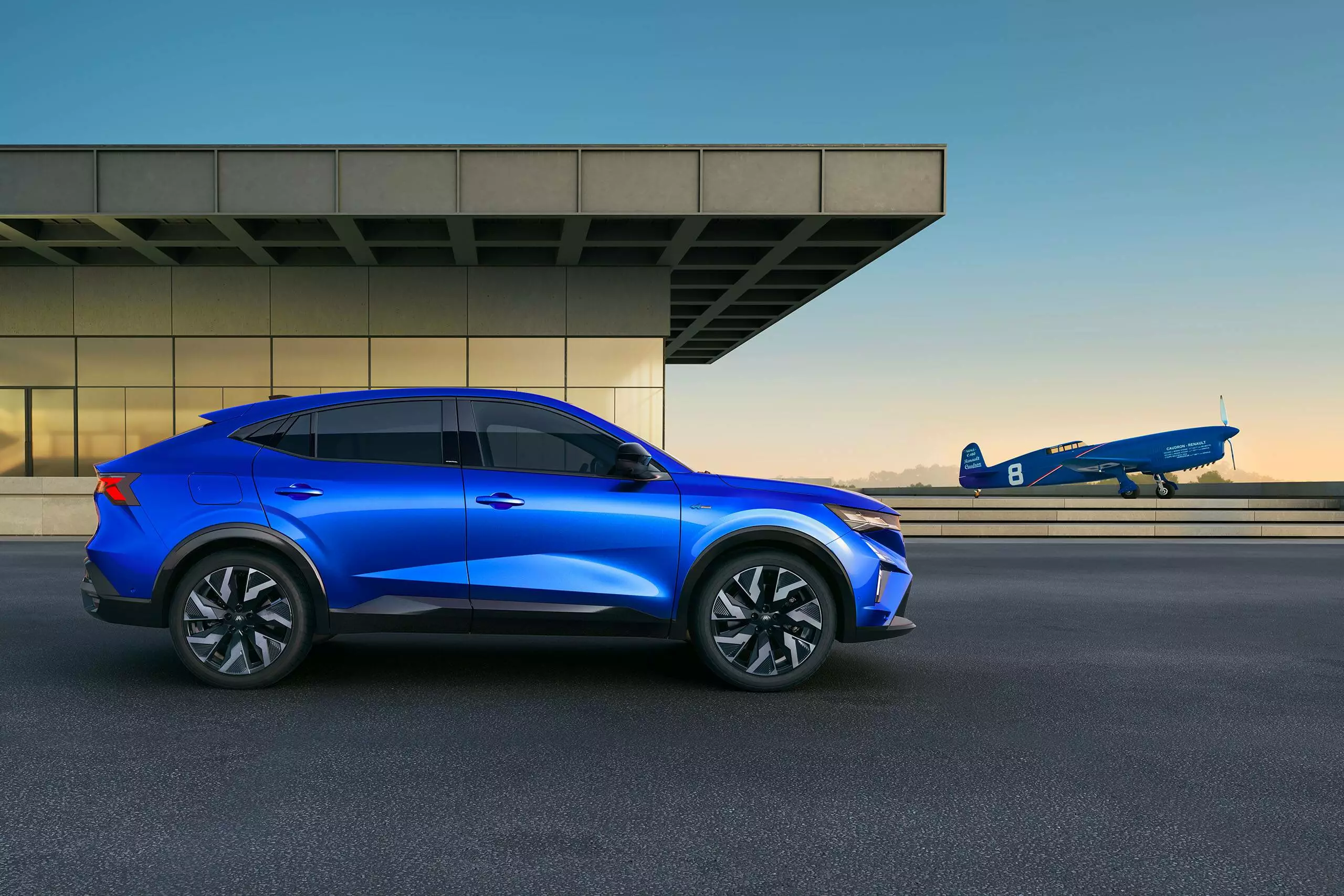RENAULT RAFALE E-TECH FULL HYBRID